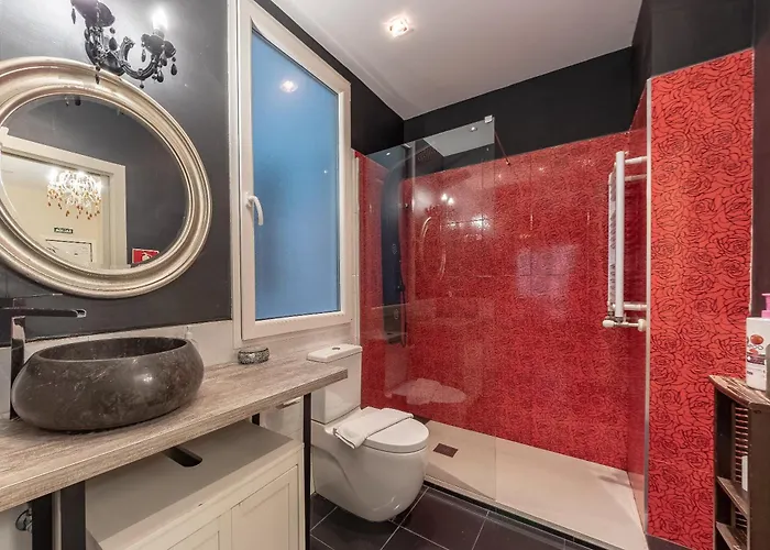 Volantin Ii With Jacuzzi By Aston Appartement