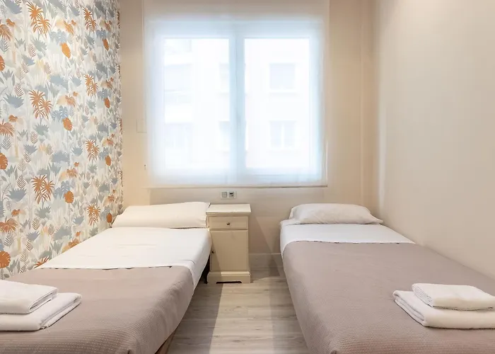 Volantin Ii With Jacuzzi By Aston Appartement