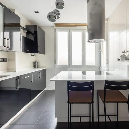 Appartement Volantin Ii With Jacuzzi By Aston Bilbao