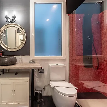 Apartment Volantin Ii With Jacuzzi By Aston