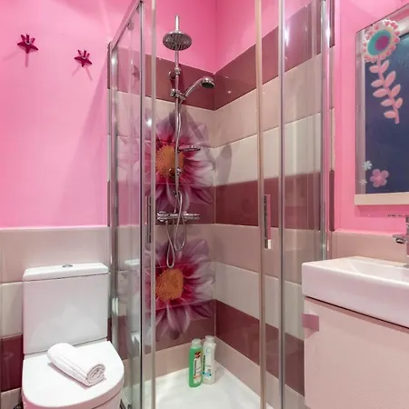 Volantin Ii With Jacuzzi By Aston Apartment *