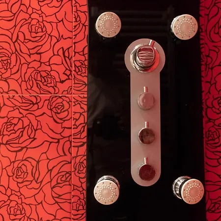 Апартаменты Volantin Ii With Jacuzzi By Aston *