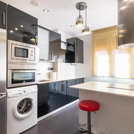 Volantin Ii With Jacuzzi By Aston Apartment Bilbao