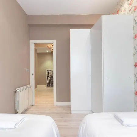 Volantin Ii With Jacuzzi By Aston Apartment Bilbao