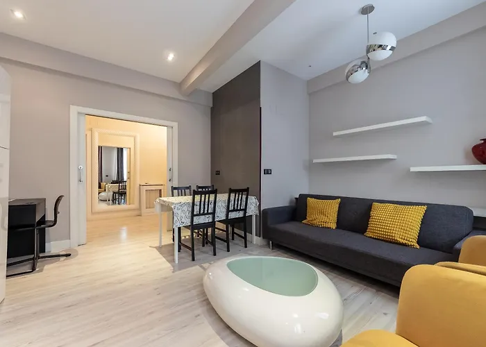 Volantin Ii With Jacuzzi By Aston Appartement