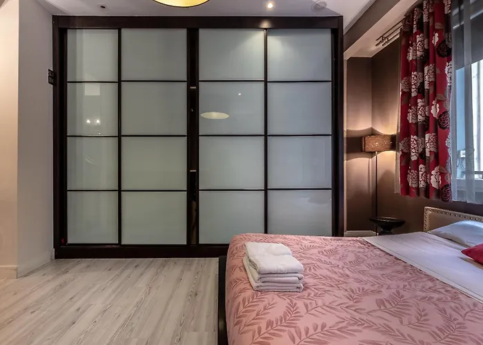 Volantin Ii With Jacuzzi By Aston Більбао